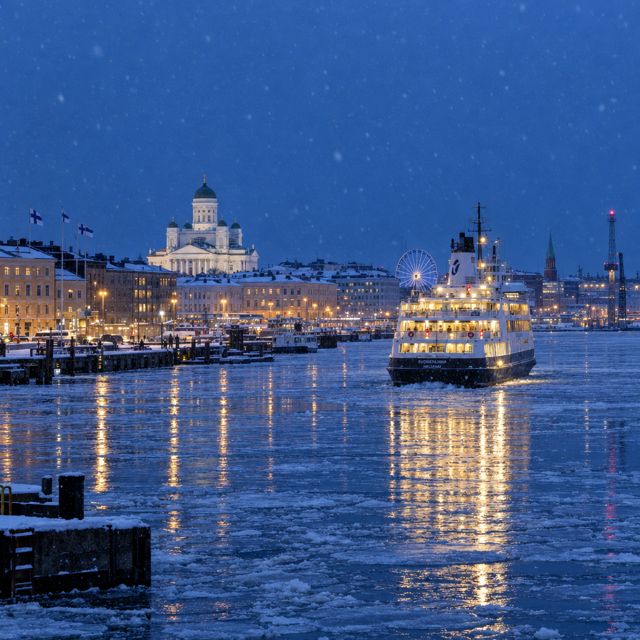 GPT Image 2.5 Flare (max), harbour